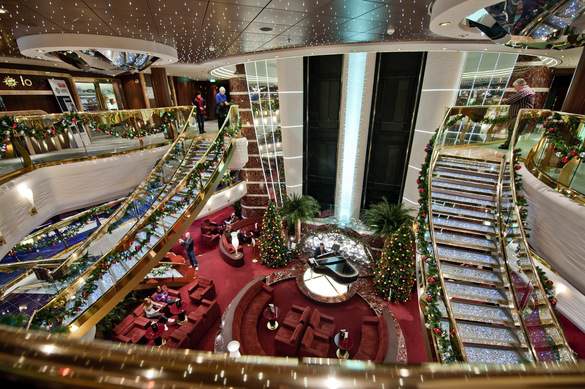 MSC Cruises, MSC Splendida, Reception Guest Service 1, Copyrights - MSC Rights.jpg